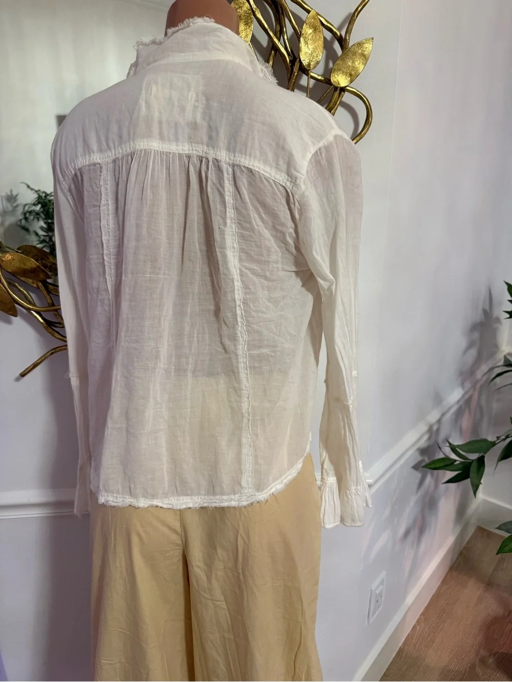 FREE PEOPLE | we the free | White Ruffled V-Neck Blouse - Picture 11 of 13